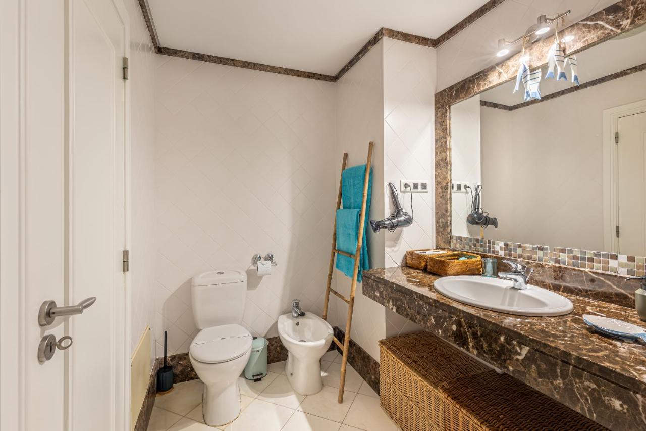 פונשל Atlantic Ocean View Apartment מראה חיצוני תמונה