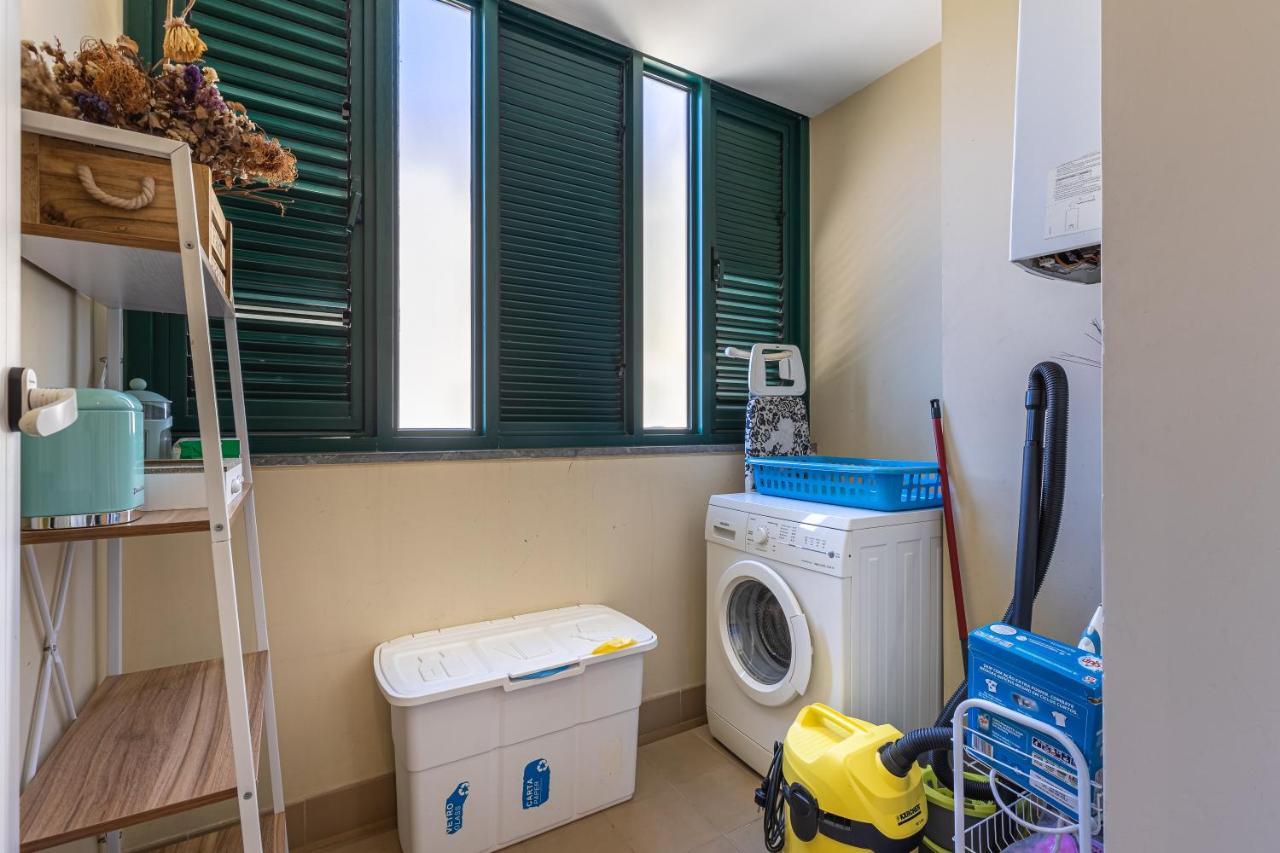 פונשל Atlantic Ocean View Apartment מראה חיצוני תמונה